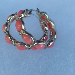 💲🩷⬇️ Fashion Jewelry| Coral & Gold Hoop Earrings